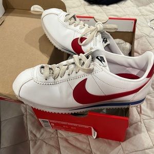 Nike  classic cortex